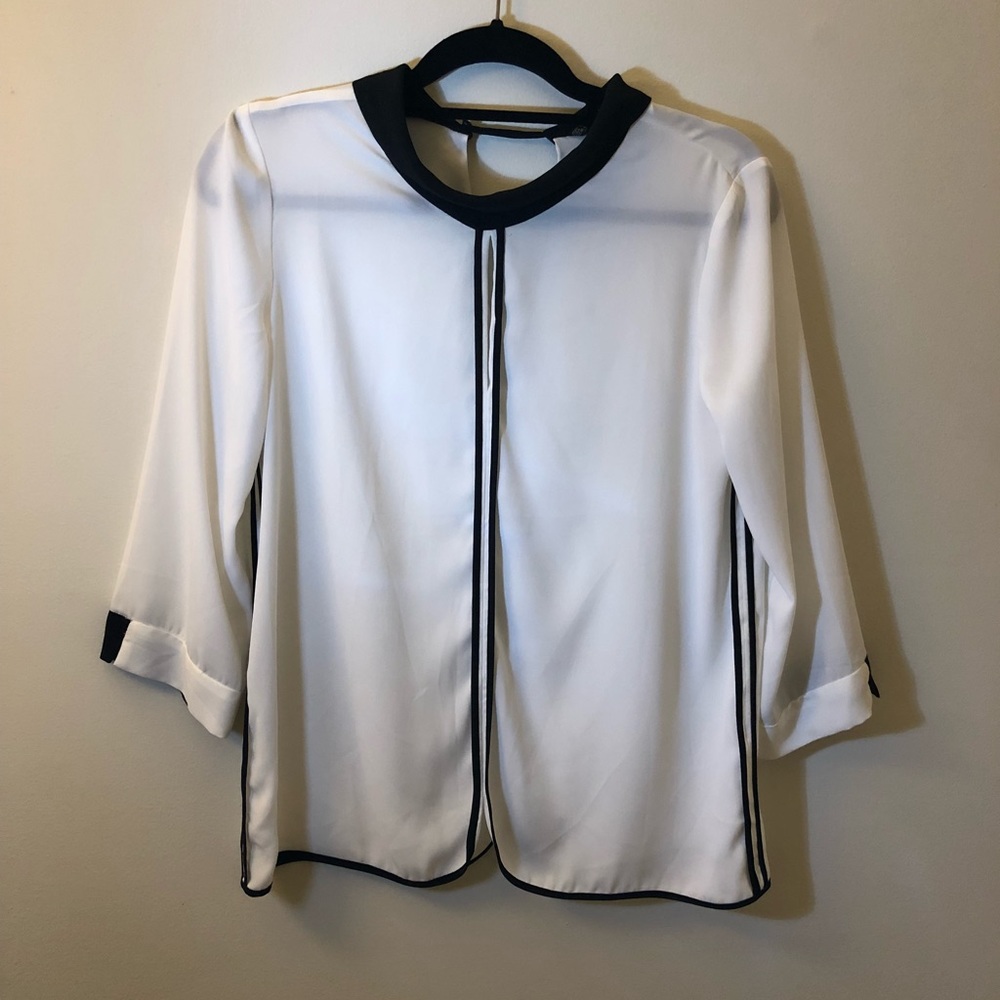 Zara basic blouse - Picture 1 of 4